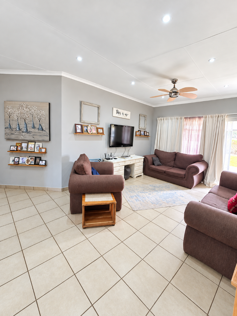 3 Bedroom Property for Sale in Songloed North West